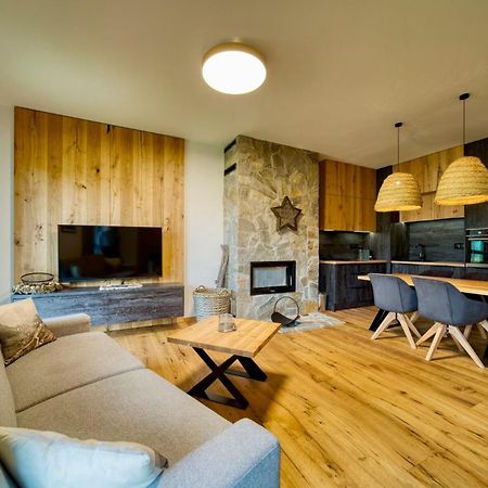 Apartmany A Chalety Horizont Resort Tatranska Lomnica Bagian luar foto