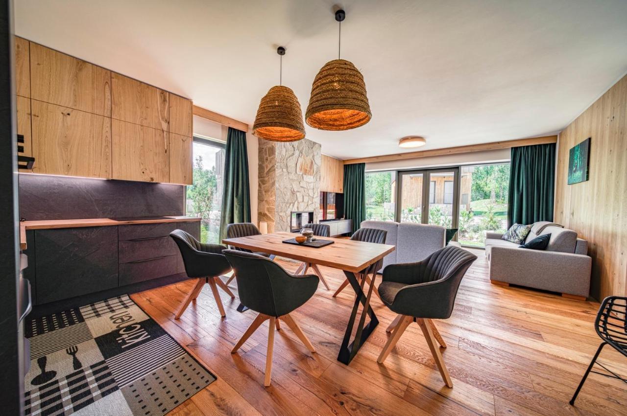 Apartmany A Chalety Horizont Resort Tatranska Lomnica Bagian luar foto