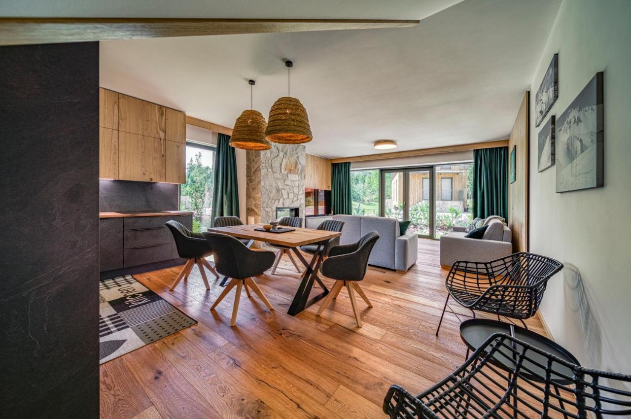 Apartmany A Chalety Horizont Resort Tatranska Lomnica Bagian luar foto