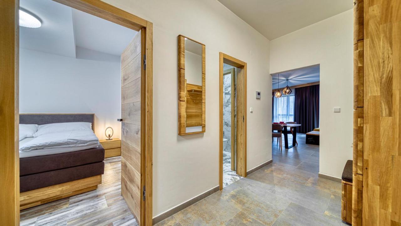 Apartmany A Chalety Horizont Resort Tatranska Lomnica Bagian luar foto